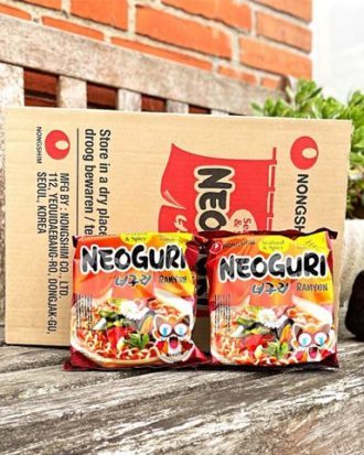 Nongshim Neoguri Seafood and spicy noodles 1 kasse (20 stk.)