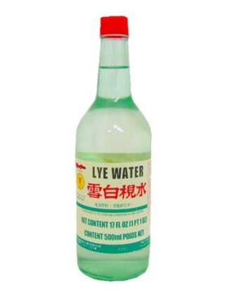 Mee Chun Lye Water 500 ml.