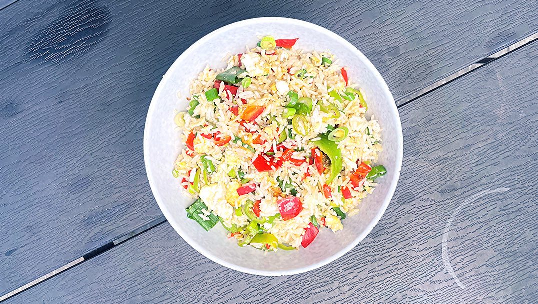 Stegte Ris Med Æg Opskrift (Egg Fried Rice)