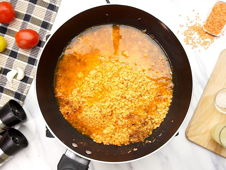 dahl opskrift med røde linser