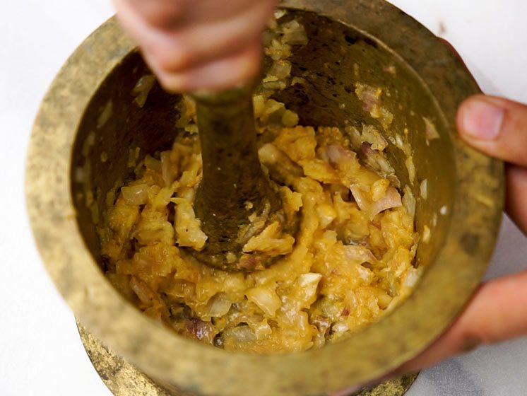 nasi goreng indonesiske stegte ris opskrift