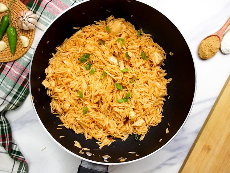 nasi goreng indonesiske stegte ris opskrift