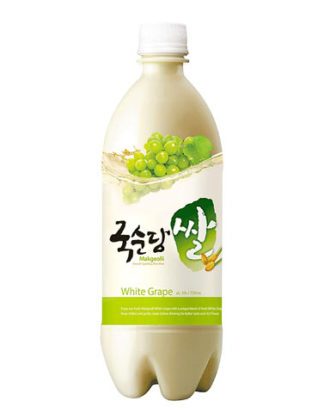 Kook Soon Dang Makgeolli White Grape Risvin 3% 750 ml.